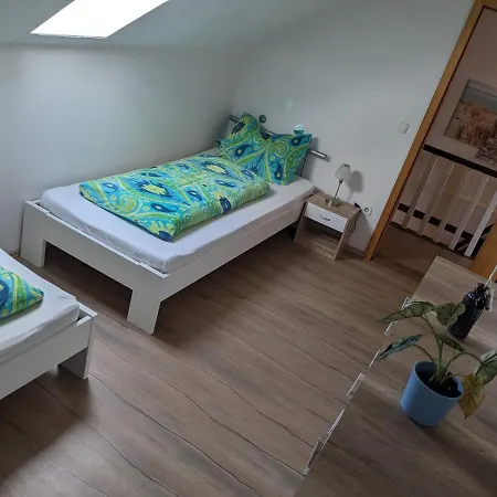 Huus Meta Nyaraló Krummhörn