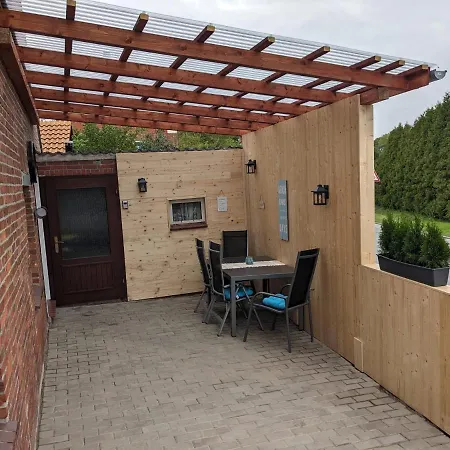 Huus Meta Holiday home