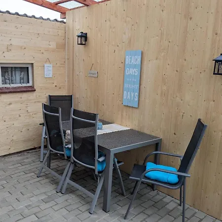 Huus Meta * Krummhörn